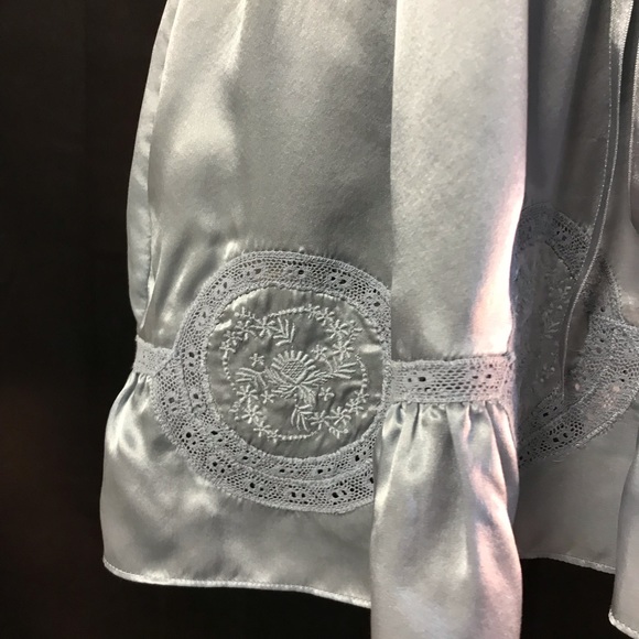 BCBGMaxarzia Pale Blue Silk Empire Waist Blouse Sm - Picture 4 of 8